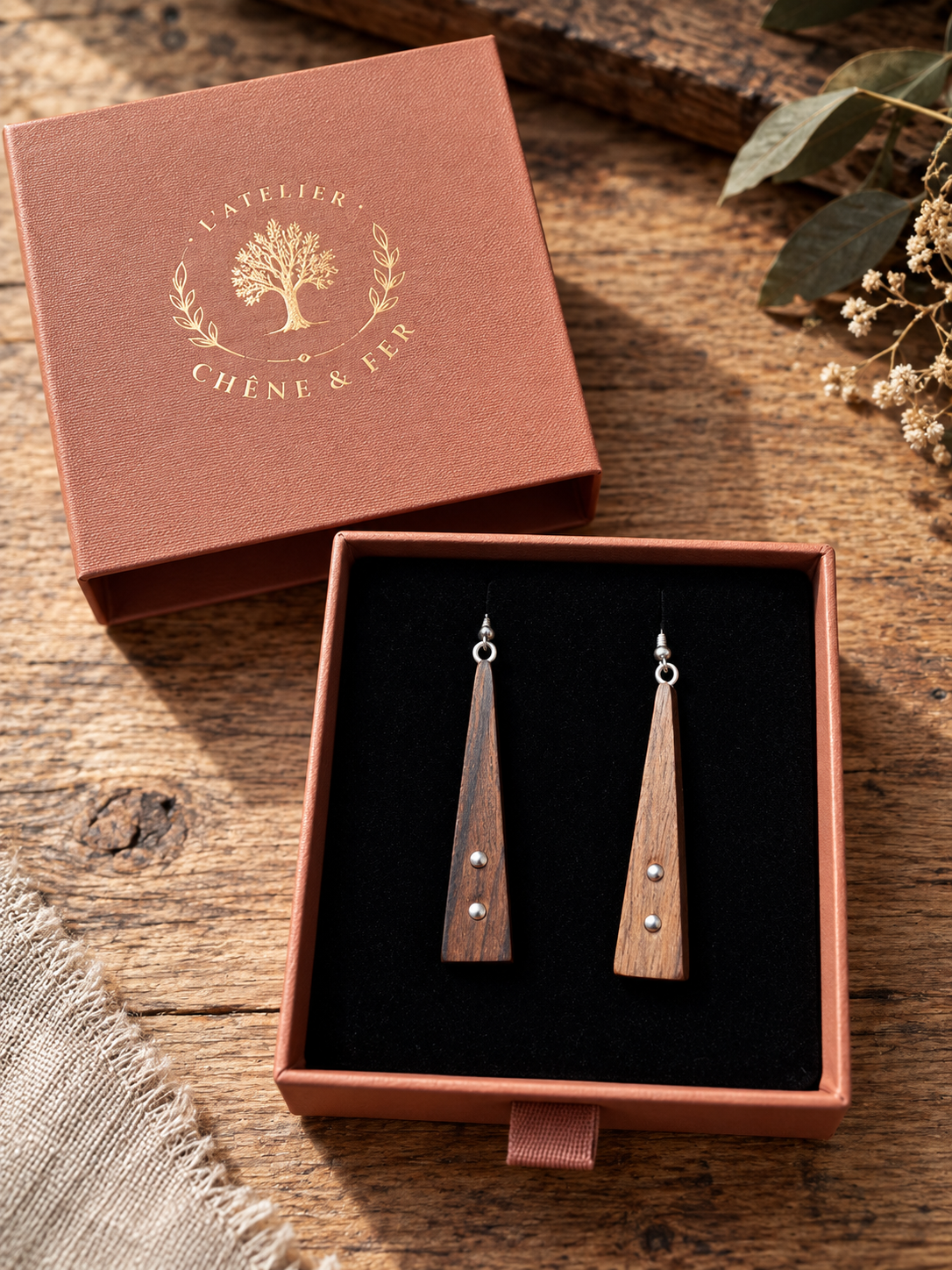 Boucles d'oreilles Noyer – Noyer et argent sterling fabriquées à la main