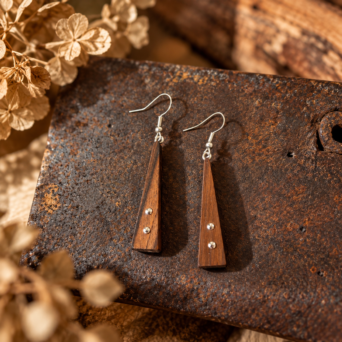 Boucles d'oreilles Noyer – Noyer et argent sterling fabriquées à la main